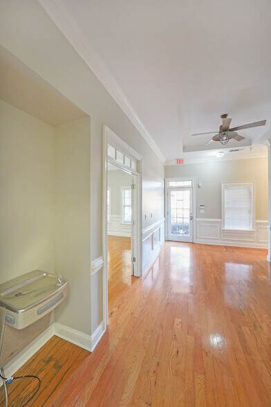 More Photos Of 1301 Shiloh Rd, Kennesaw Office For Sale