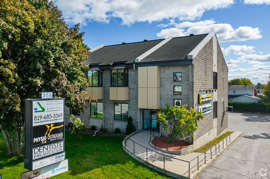 More Photos Of 366 Rd Aylmer, Gatineau Medical For Sale