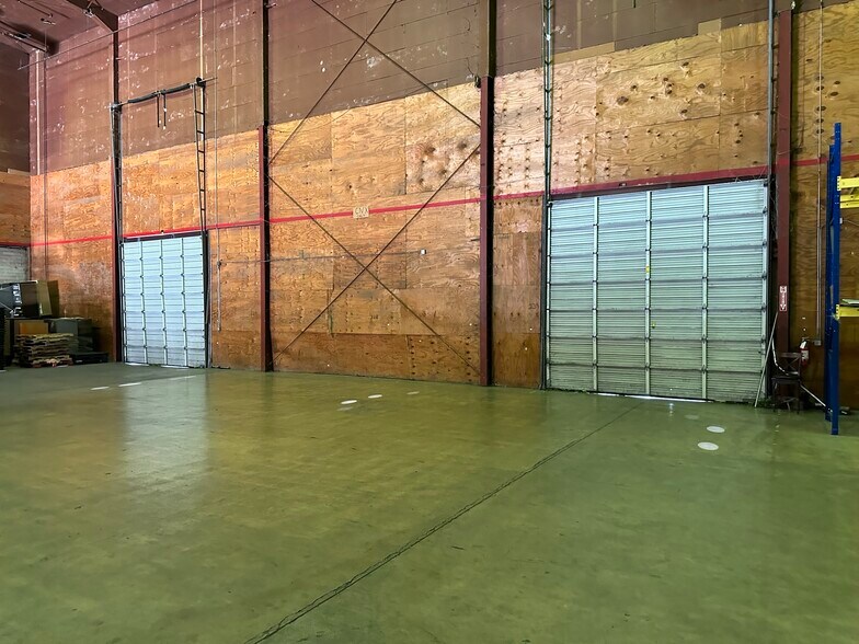 More Photos Of 120 Eda, San Antonio Warehouse For Lease
