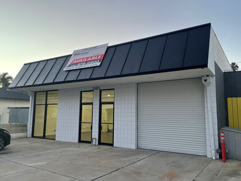 More Photos Of 13425 Beach Ave, Marina del Rey Warehouse For Lease