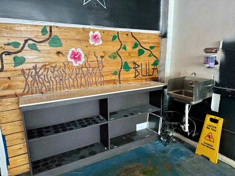 More Photos Of 112-120 S 20th Ave, Hollywood Restaurant For Lease