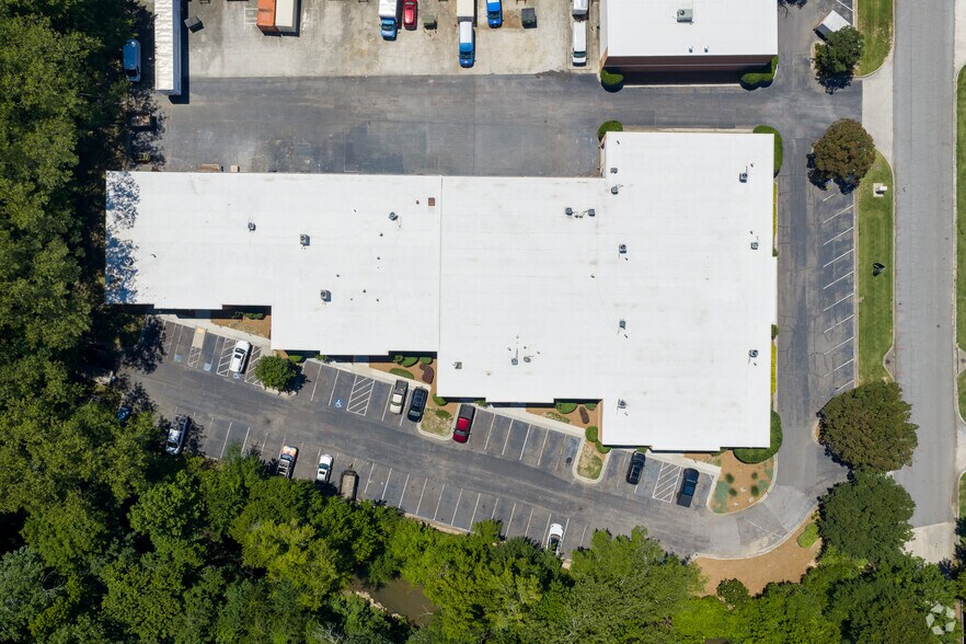 More Photos Of 3097 Presidential Dr, Atlanta Unknown For Lease