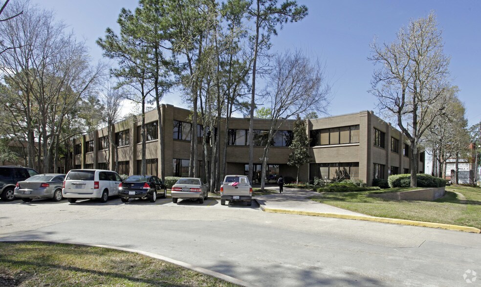More Photos Of 9810 FM 1960 Bypass Rd W, Humble Unknown For Lease
