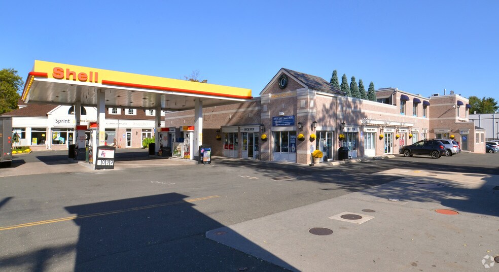 More Photos Of 1215-1305 Post Rd, Fairfield Unknown For Lease