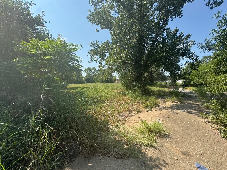 More Photos Of Gulf Freeway & Monroe Rd, Houston Land For Sale