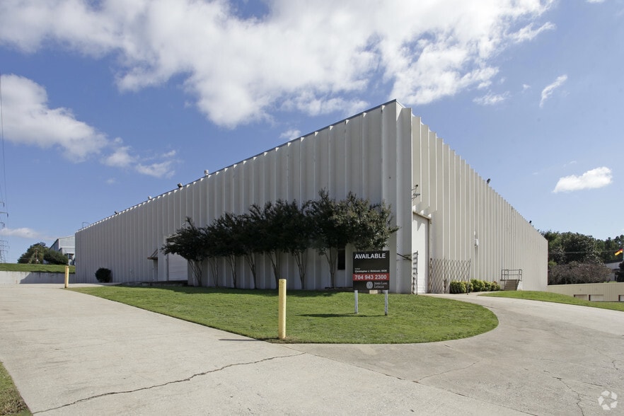 More Photos Of 51 Zima Park Dr, Spartanburg Manufacturing For Sale