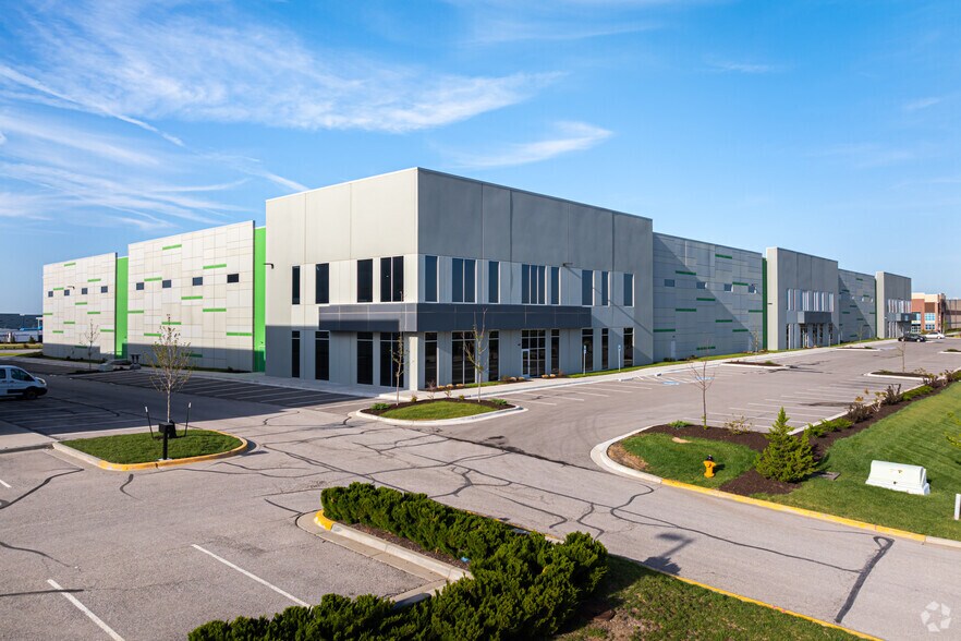 More Photos Of 22350 W 167th St, Olathe Distribution For Lease