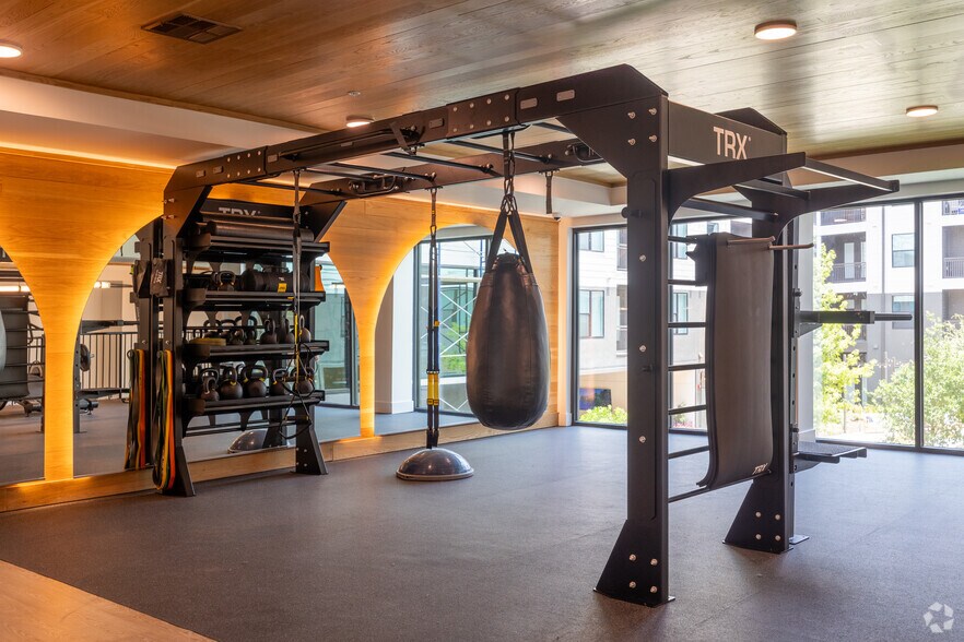 More Photos Of 1414 E 51st St, Austin Apartments For Lease