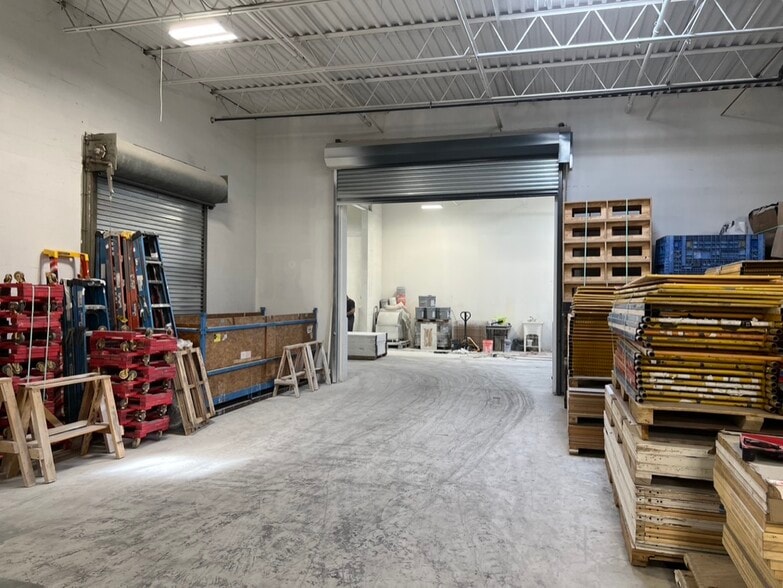 More Photos Of 485 Brown Ct, Oceanside Warehouse For Lease