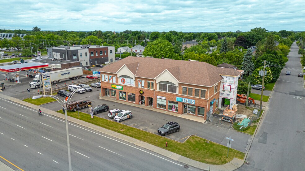 More Photos Of 900 Boul De Périgny, Chambly Freestanding For Lease
