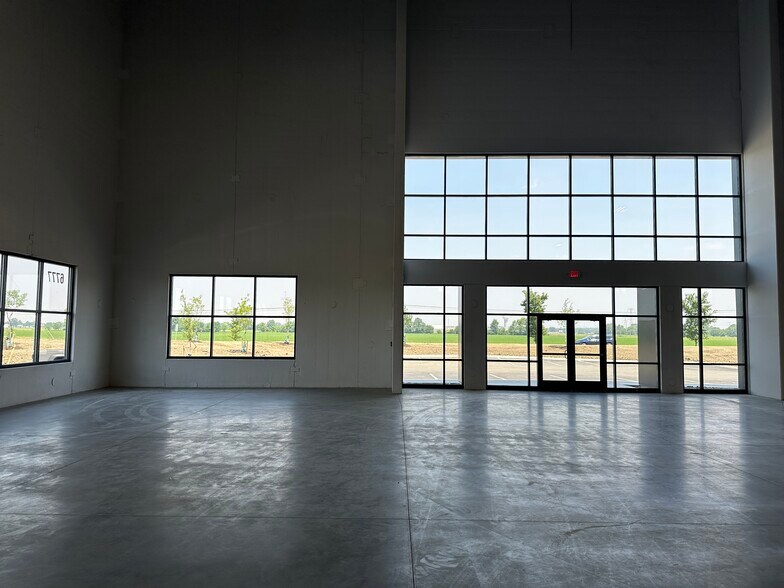 More Photos Of 6777 Crosby Ct, Dublin Distribution For Lease