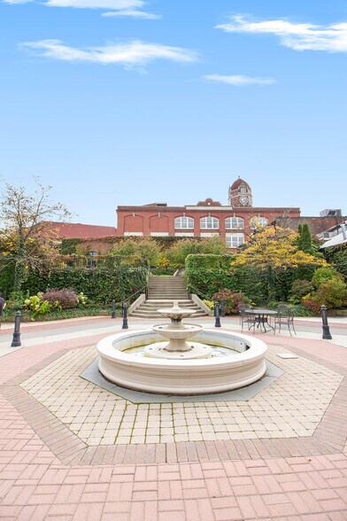 More Photos Of 350 N Main St, Chelsea Office For Sale