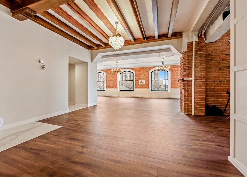 More Photos Of 130 E Kiowa Ave, Colorado Springs Apartments For Sale