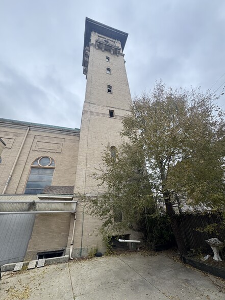 More Photos Of 5001 S Hermitage Ave, Chicago Religious Facility For Sale