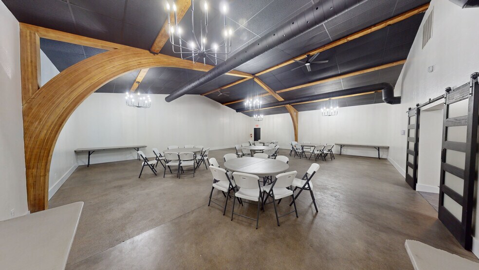 More Photos Of 312 Sycamore St, Greenville Storefront Retail Office For Sale
