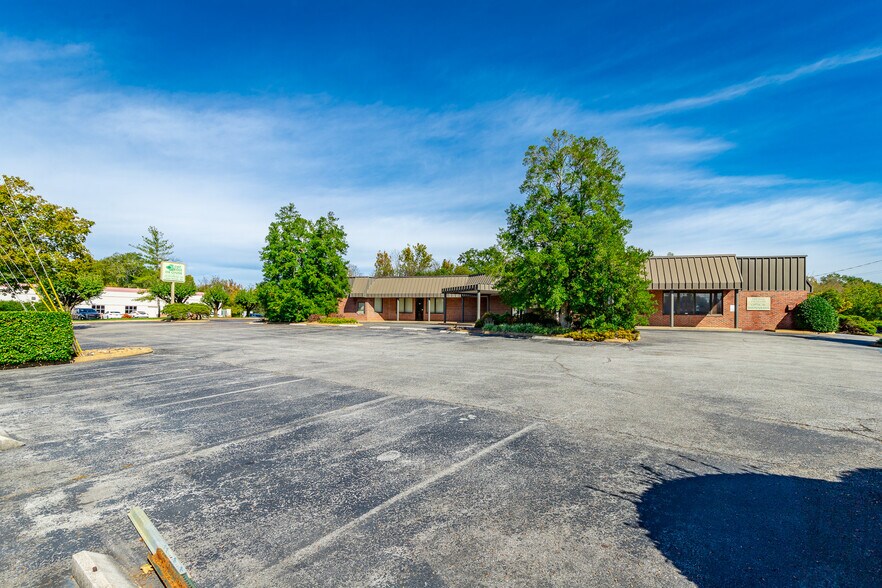 More Photos Of 932 Spring Creek Rd, Chattanooga Office For Sale
