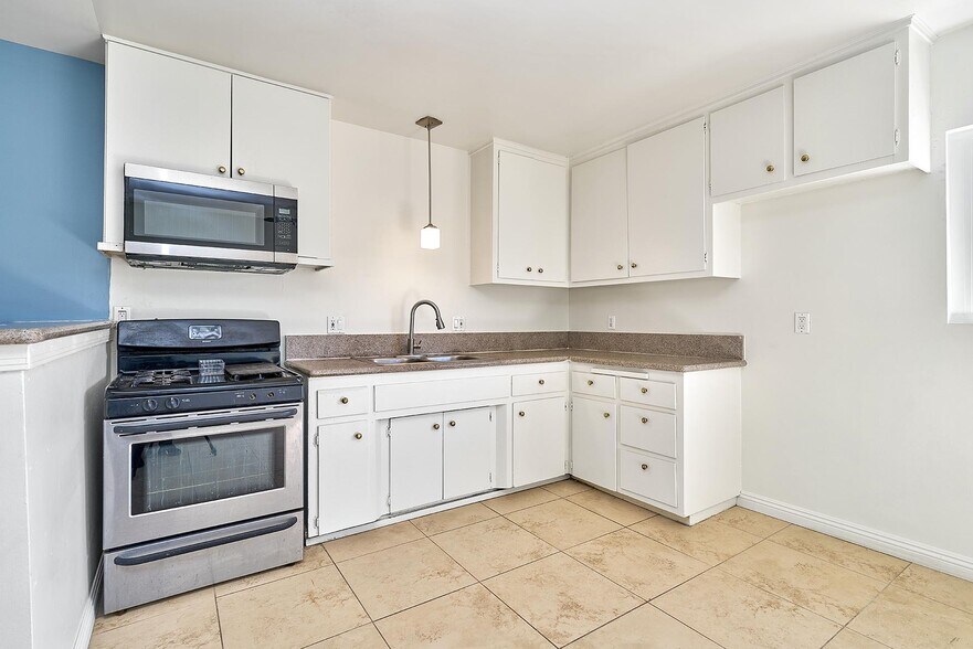 More Photos Of 1381 Burwood St, La Habra Apartments For Sale