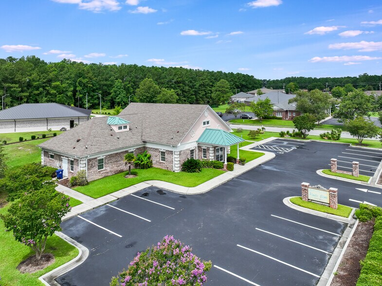 More Photos Of 43 Office Park Dr, Jacksonville Medical For Lease