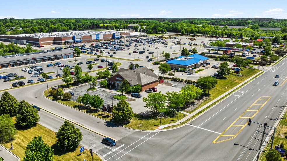 More Photos Of 421 E Il Route 173, Antioch Medical For Sale