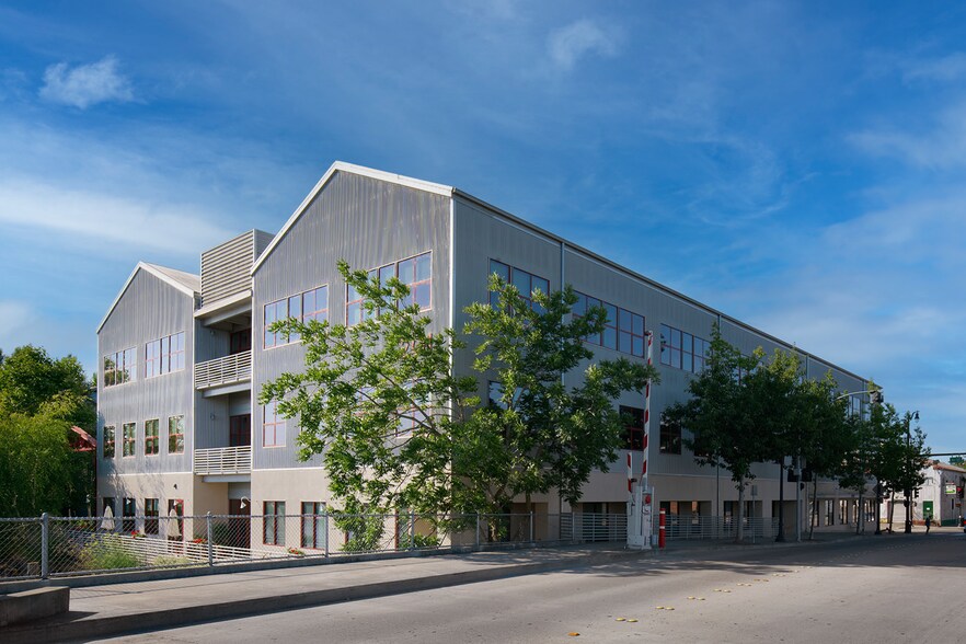 More Photos Of 201 1st St, Petaluma Office For Lease