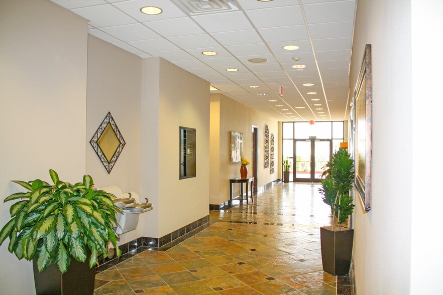 More Photos Of 21021 Springbrook Plaza Dr, Spring Office For Lease