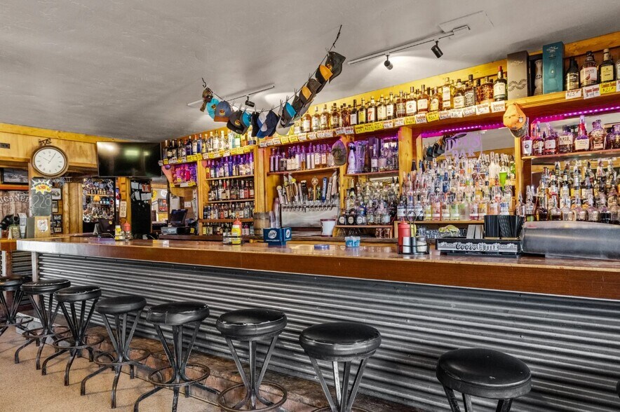 More Photos Of 100 Somers Rd, Somers Restaurant For Sale