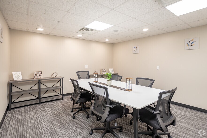 More Photos Of 1401 E Marlton Pike, Cherry Hill Medical For Lease