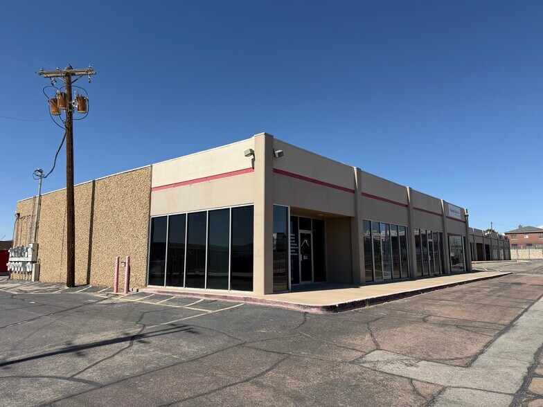 More Photos Of 6000 Welch Ave, El Paso Flex For Sale