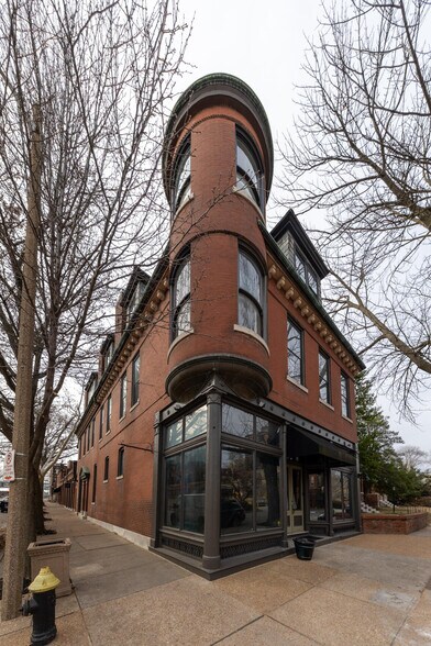 More Photos Of 5 S Newstead Ave, Saint Louis Office For Sale