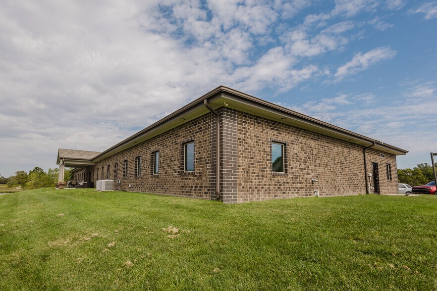 More Photos Of 429 S 119th St W, Wichita Office For Sale