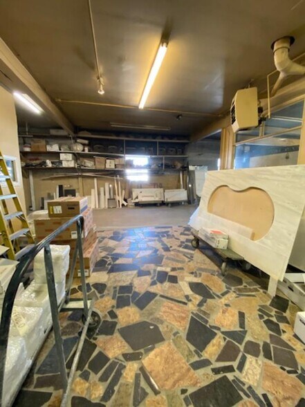 More Photos Of 3295 Royal Ave, Oceanside Warehouse For Sale