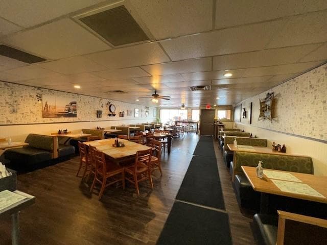 More Photos Of 4084 Huron St, North Branch Restaurant For Sale