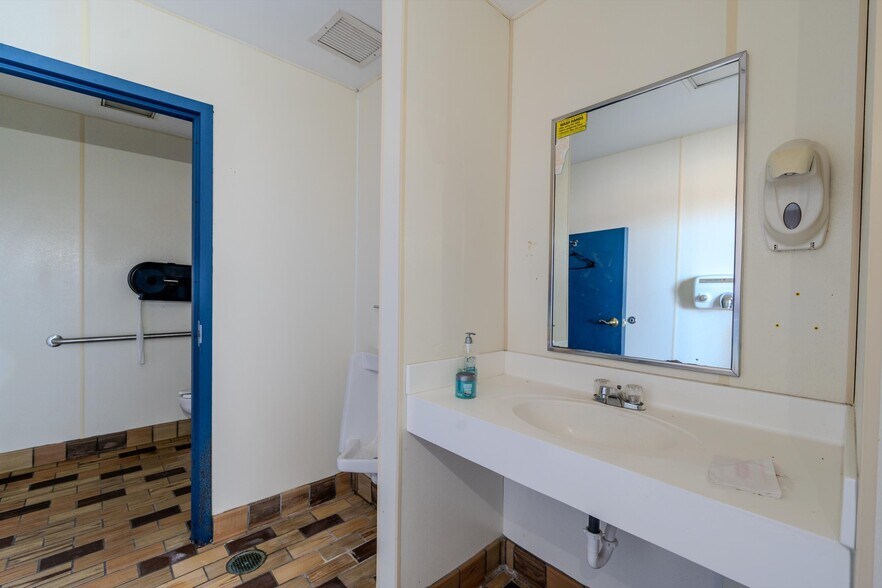 More Photos Of 270 Broadway, Whitehall Freestanding For Sale