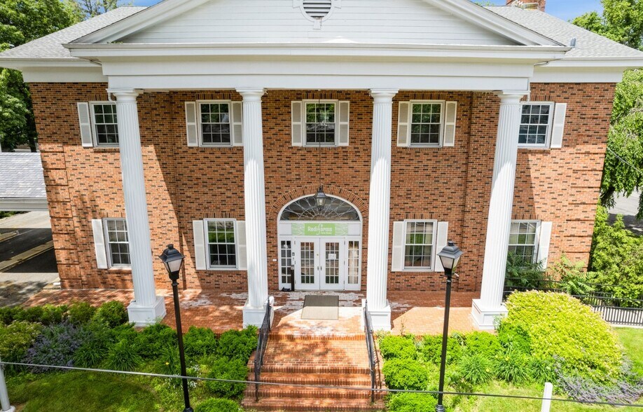 More Photos Of 855 Mountain Ave, Mountainside Bank For Sale