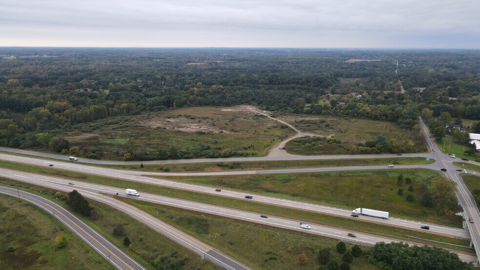 More Photos Of Old US 23, Hartland Land For Lease