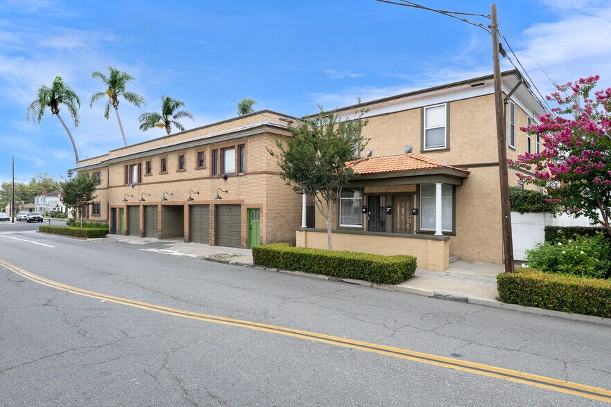 More Photos Of 1301 N Broadway, Santa Ana Apartments For Sale