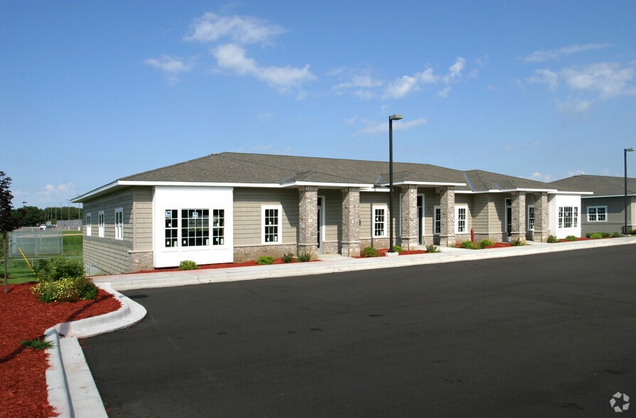 More Photos Of 2163 Northdale Blvd NW, Minneapolis Office For Sale