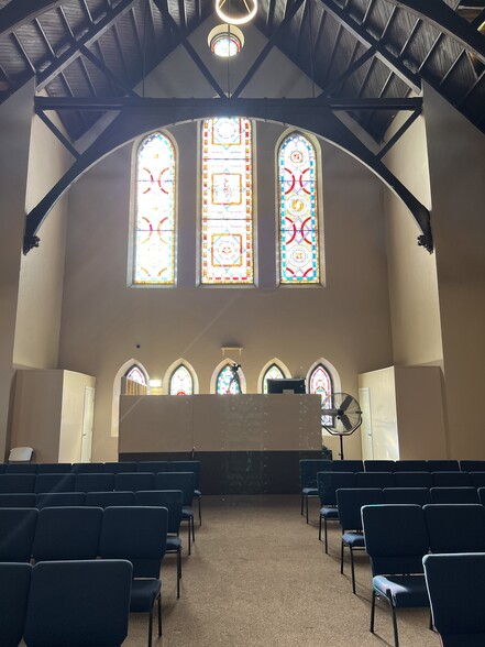 More Photos Of 1 N Fulton Ave, Baltimore Religious Facility For Lease