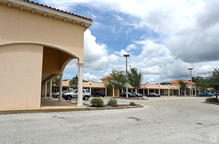 More Photos Of 2800 N Macdill Ave, Tampa Unknown For Lease