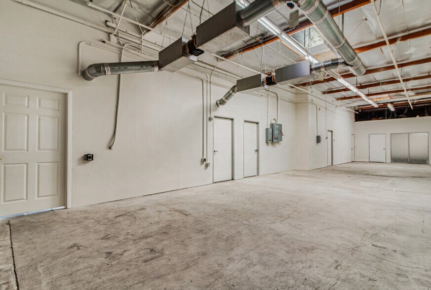 More Photos Of 2681 Dow Ave, Tustin Manufacturing For Lease