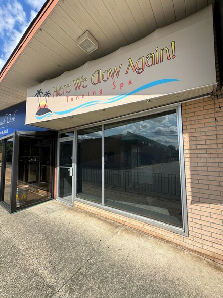 More Photos Of 20 Elm St, Oakland Storefront Retail Office For Lease