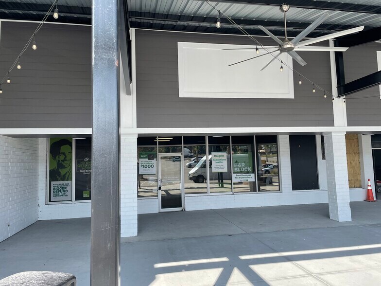 More Photos Of 5060 Dorchester Rd, North Charleston General Retail For Sale