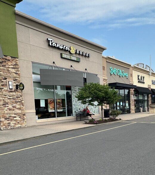 Primary Photo Of 1153-1187 Ulster Ave, Kingston General Retail For Lease