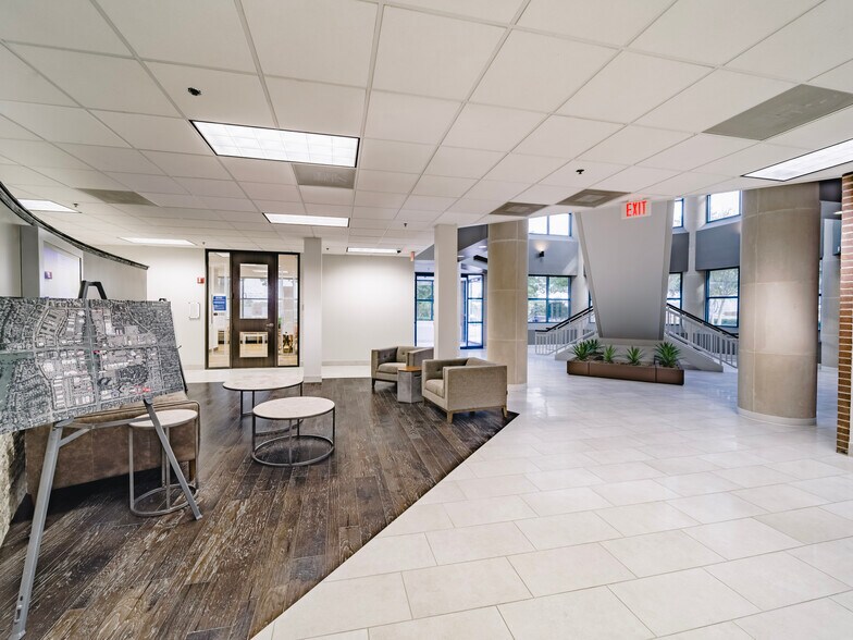 More Photos Of 4701 Old Shepard Pl, Plano Medical For Lease