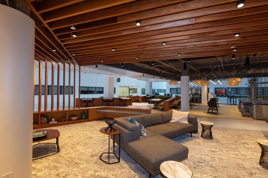 More Photos Of 555 E Lancaster Ave, Radnor Unknown For Lease