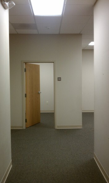 More Photos Of 711 John St, Evansville Office For Lease