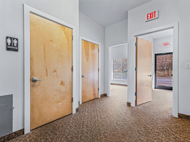 More Photos Of 3179 Sweeten Creek Rd, Asheville General Retail For Lease