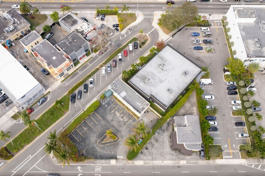 More Photos Of 12429 W Dixie Hwy, North Miami Medical For Sale