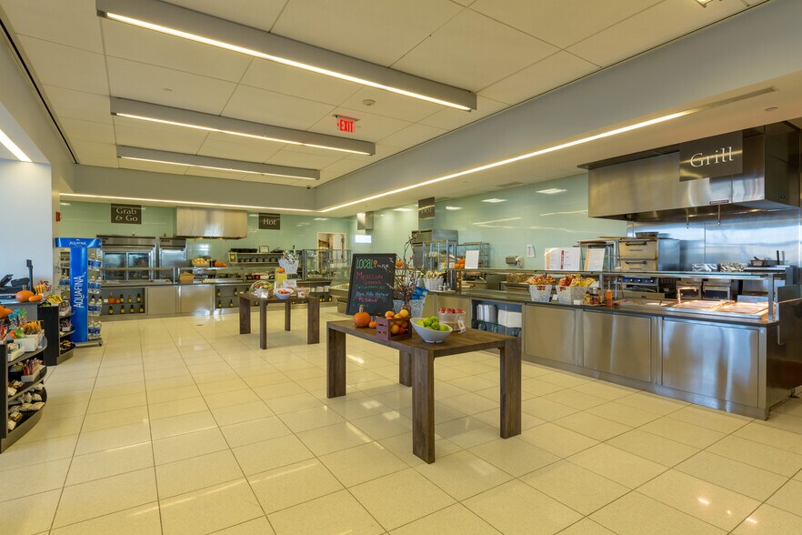 More Photos Of 100 Washington Blvd, Stamford Office For Lease