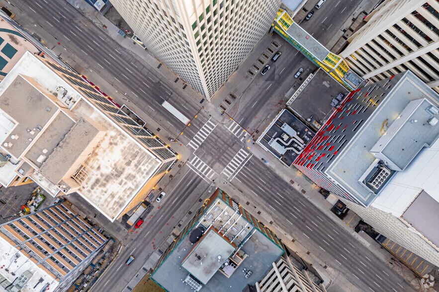 More Photos Of 634 6th Ave SW, Calgary Loft Creative Space For Sale